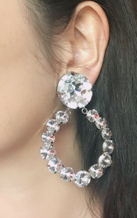 Alessandra 2025 rich earrings