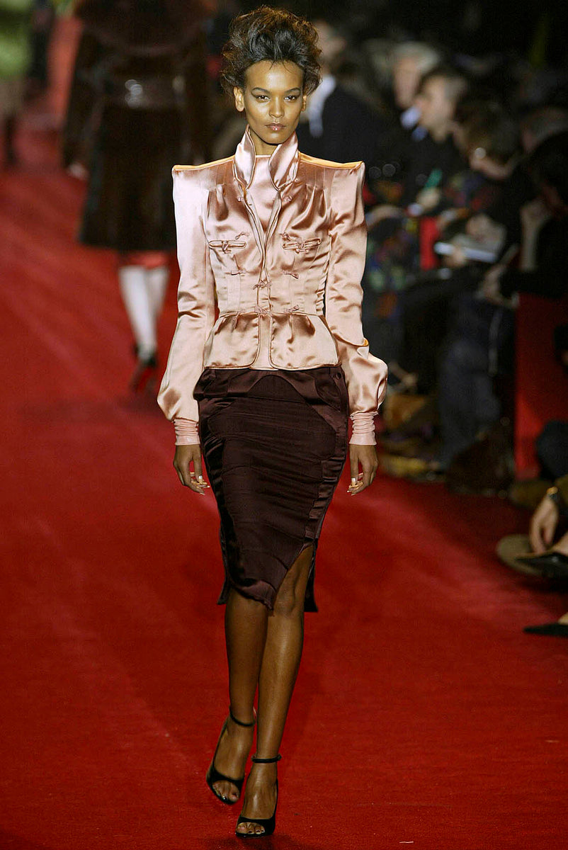yslfall2004pinksatinjacket_120