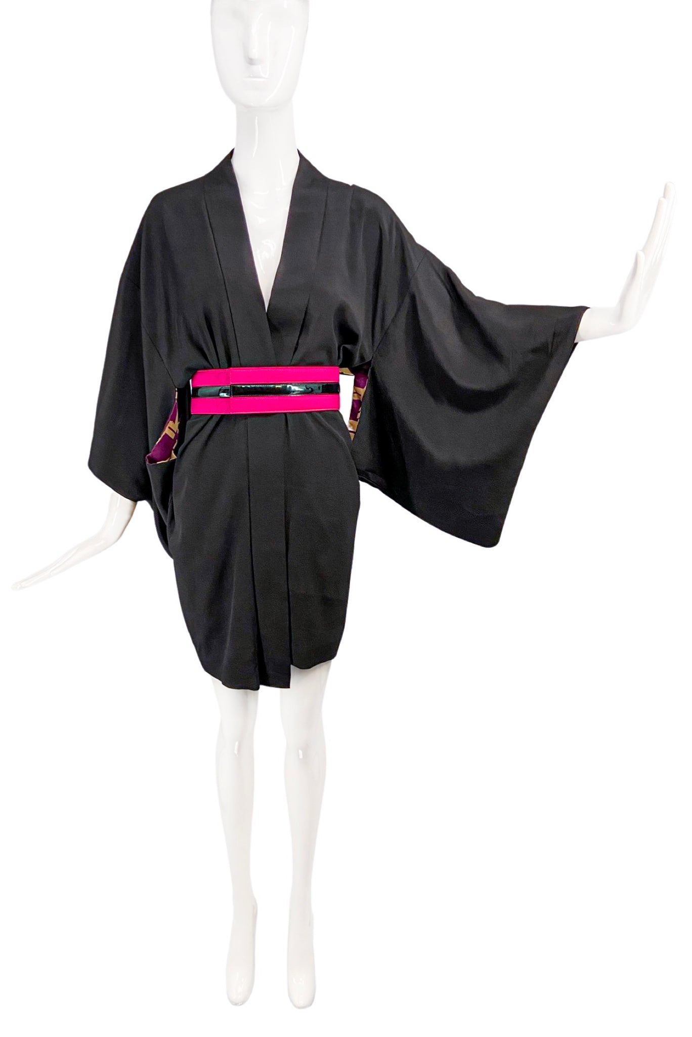Vintage Black Silk Kimono Alexander McQueen Pink Satin Black Patent Le PaumLosAngeles Vintage Black Silk Kimono Alexander McQueen Pink Satin Black Patent Le PaumLosAngeles