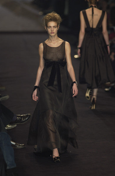empire dress runway will always be a sucker for an empire waist and drapey whites/lace annnd  the Chlo show woke me up from a deep fashion slump, so here is the latest  vintage for @voguemagazine