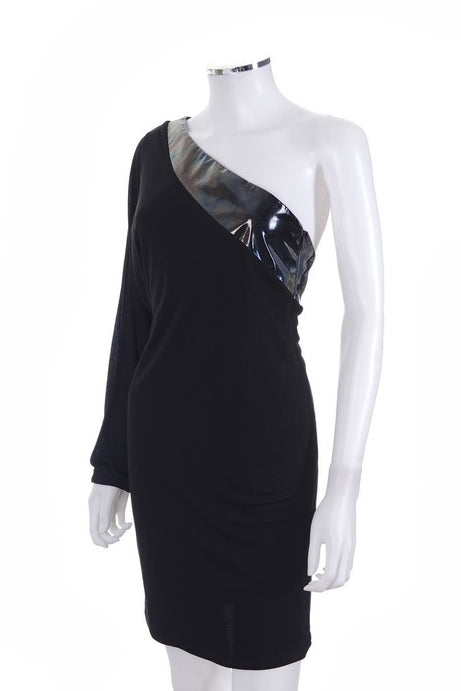 Gucci Patent Leather Asymmetric One Sleeve Black Dress from Fall / Win PaumLosAngeles Gucci Patent Leather Asymmetric One Sleeve Black Dress from Fall / Win PaumLosAngeles