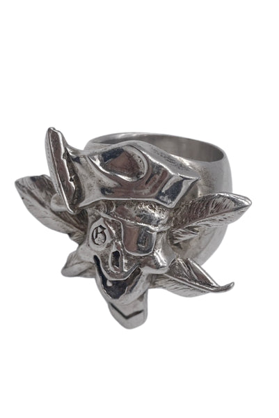 John Galliano Silver Metal Pirate Skull Feather Ring – PauméLosAngeles